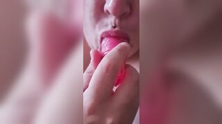 Bbw gagging on dildoa