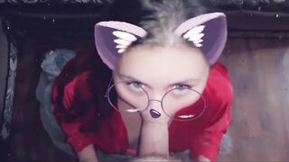 a sexy into a snap blows her BF's huge cock