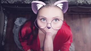 a sexy into a snap blows her BF's huge cock