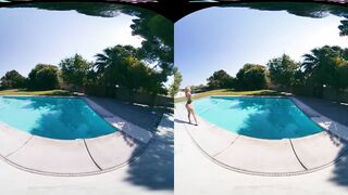 VRALLURE Sunny Pool Day