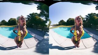 VRALLURE Sunny Pool Day