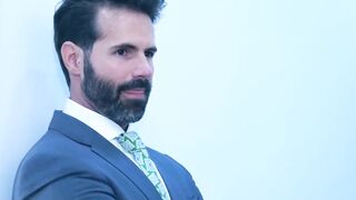 Bearded businessman Dani Robles fucked raw by kinky doctor