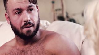TabloidXXX.com - Piper Perri's wild couch ride ends with a dripping cumshot