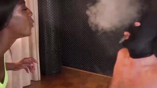 Kianas Cigar Slave