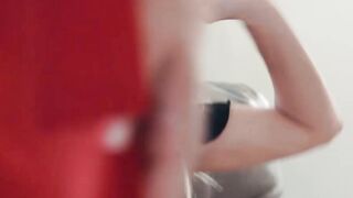 Britney Amber drills Ivy Lebelles ass with buttplug