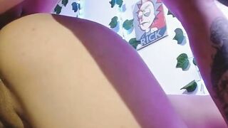 Tranny fucks horny babe pussy