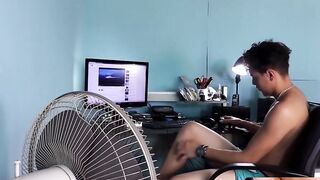 MachoIO.com - Good looking hunk strokes his monkey and cums all alone