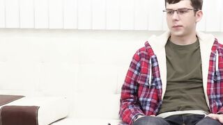 Marco Napoli gives naughty pleasure to his patient Dakota Lovell