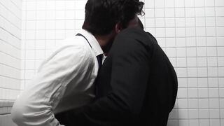 SayUncleNetwork.com - Two Mormon twinks raw fuck secretly in the bathroom