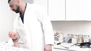 Hunky patient Felix Fox sucks big cock to treat his erection problem with doctor Marc