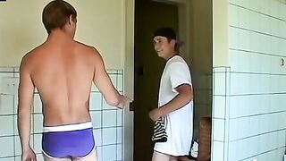TwinkUndie.com - Kelly's full strip wrestle match and jerk off show with Grant