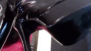 Aileen Taylors Boots Slave