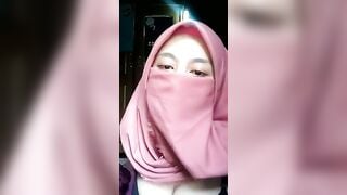 Istri orang bertudung