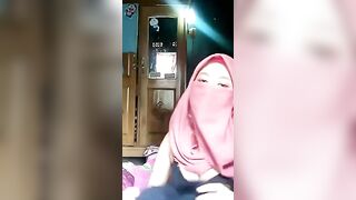 Istri orang bertudung