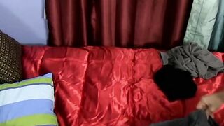 Young men make out before having pleasant bareback banging
