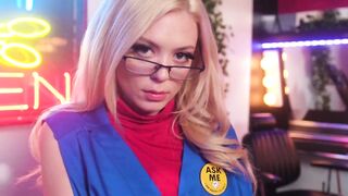 Horny Mike Mancini fingers pussy and play the bouncy tits of blonde Barbie Beach