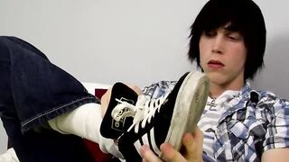Stunning Tyler Bolt plays with his naked feet and sucking his toes