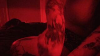 Hand job from babe tatted MILF