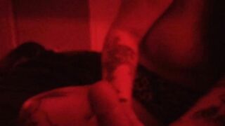 Hand job from babe tatted MILF