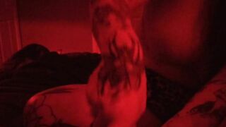 Hand job from babe tatted MILF