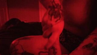 Hand job from babe tatted MILF