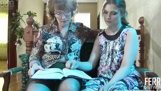 Alana, a Russian older fucks a young women with her vibrator