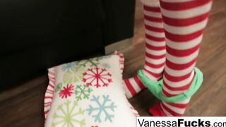 Vanessa Cage letting Santa fucked her tight soak cunt