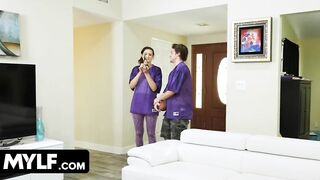 Supportive Long Jugs Stepmom Give Her Athletic Stepson A Creamy Award For Winning The Championship