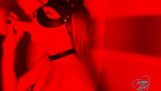 Oral Sex into Red Light - SOboyandSOgirl