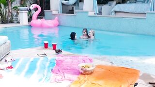 Lesbian oral with three gorgeous besties while at the pool