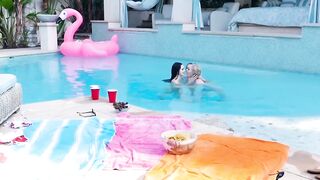 Lesbian oral with three gorgeous besties while at the pool