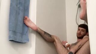 Amateur records himself using fleshlight in the bathroom