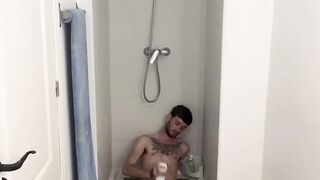 Amateur records himself using fleshlight in the bathroom