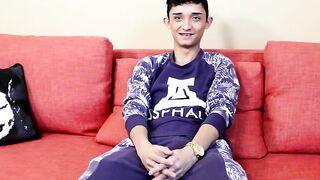 Twink shows off his ass and cock and masturbates