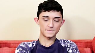 Twink shows off his ass and cock and masturbates