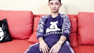 Twink shows off his ass and cock and masturbates