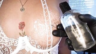 Big assed Kali Roses touched by her excited masseuse