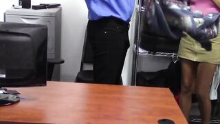Shoplifter Vienna Black pounded hardcore to avoid jail time