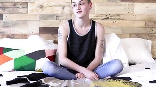 Inked twink dildos his ass and jerks off until he cums hard