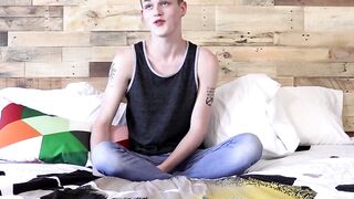Inked twink dildos his ass and jerks off until he cums hard