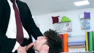 Classy hunk Franky Fox drills suit tailor raw as payment