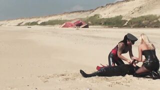 Clingfilm Fun On The Beach
