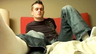 Stunning dude Bryce Corbin strips down and shows off his sexy feet and toes