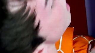 Young gay makes his partner blow him before bareback