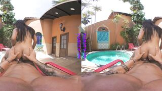 PURITYVR Vitoria fucked hard by a stranger