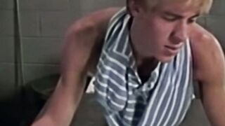 Blonde retro homo Jeff Carson gets dominated by Tim Kramers mouth and schlong