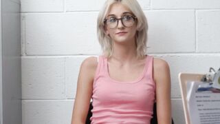 Blonde robber Tallie Lorian riding naughty security guard