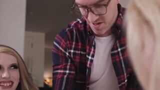 TSSexual.com - Jenna Gargles's interracial spitroast and hardcore fucking with big co