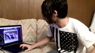 Str8Thugs.com - Fit Devin's post-guitar play cum load jerk off session as a self-rewa