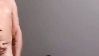 Gay amateurs in threeway jack off while cocks are sucked